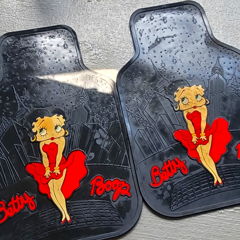 Betty book car mats